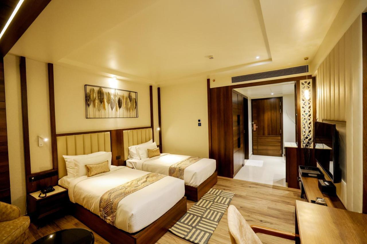 Aj Grand Hotel Mangalore Exterior foto
