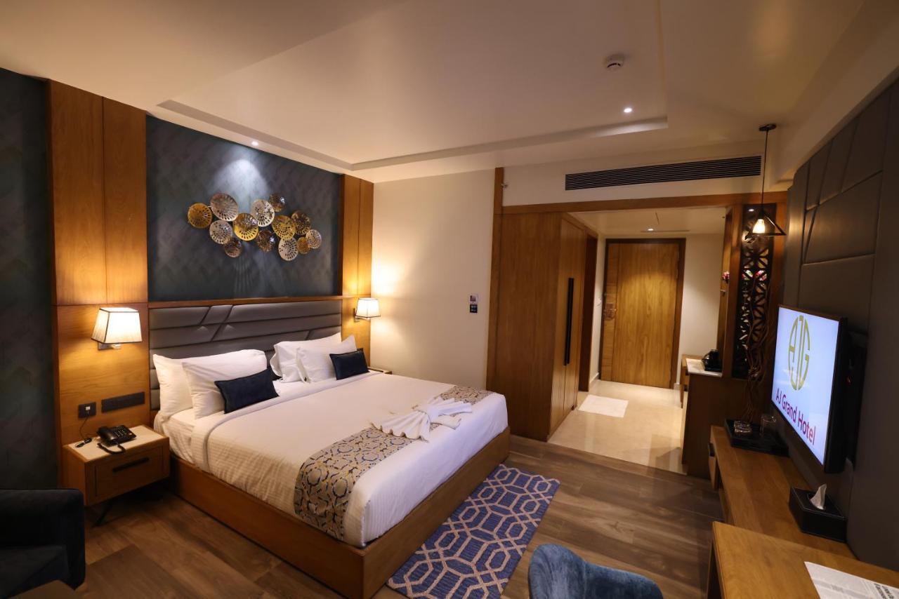 Aj Grand Hotel Mangalore Exterior foto
