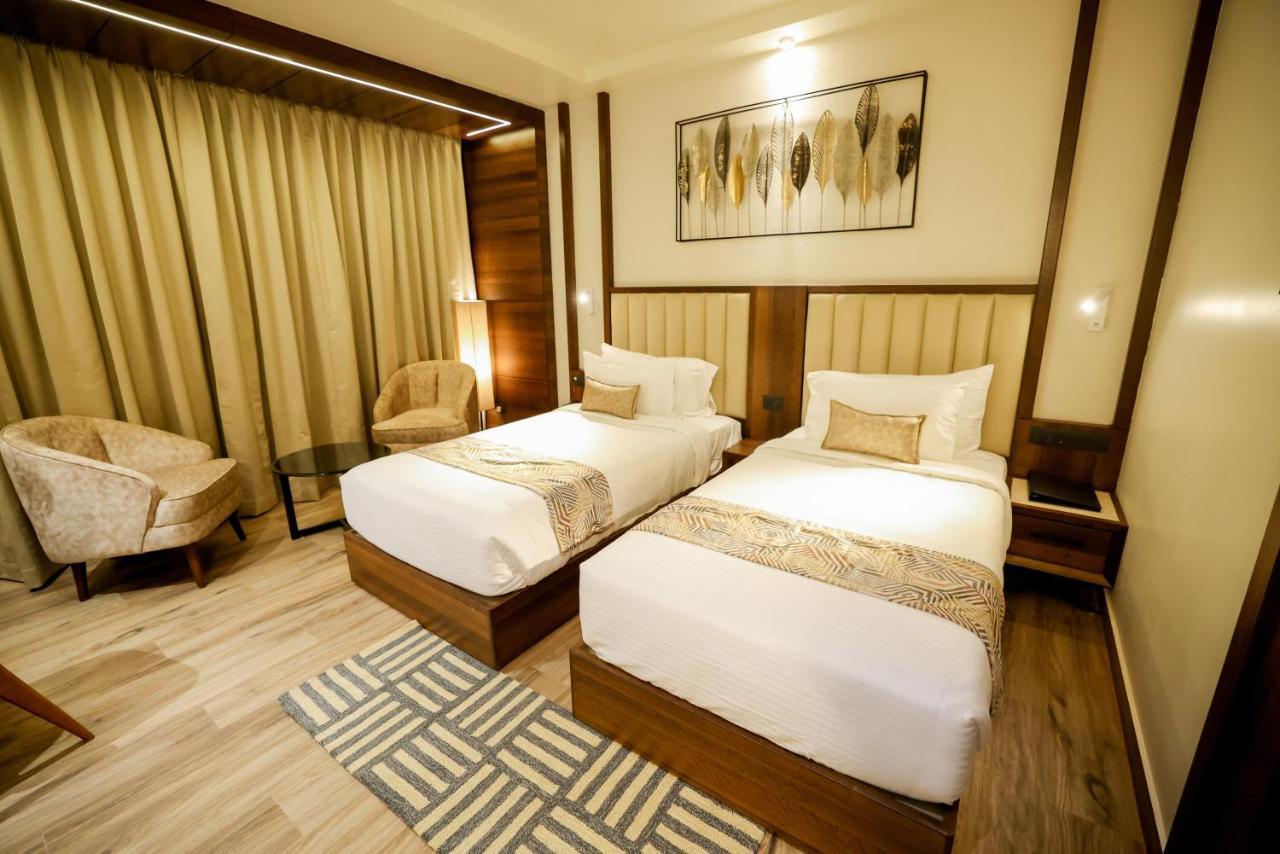 Aj Grand Hotel Mangalore Exterior foto